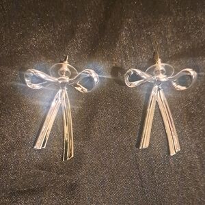 NEW Silver Bow Earrings Costume jewelry Stunning in classic for any occasion